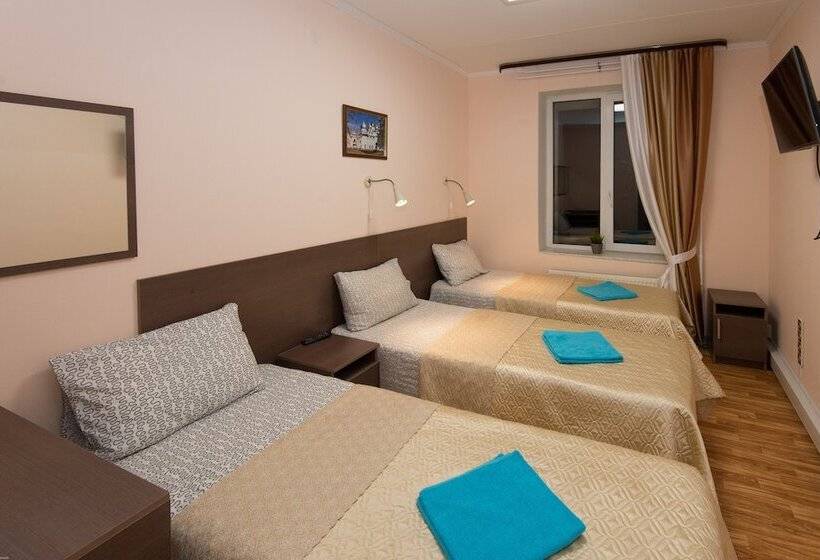 اتاق استاندارد سه تخته با سرویس بهداشتی مشترک, Guest House Orlovskiy