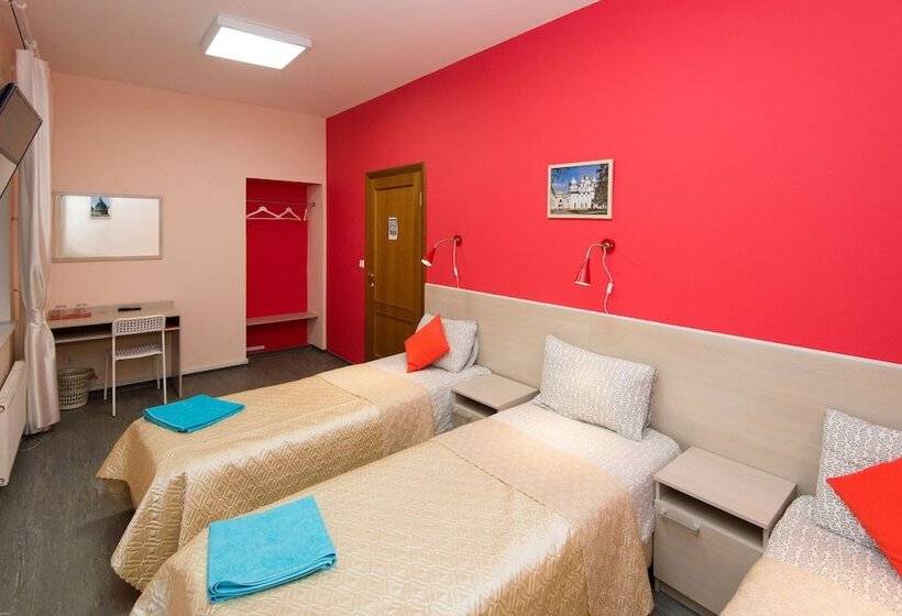 اتاق استاندارد سه تخته با سرویس بهداشتی مشترک, Guest House Orlovskiy