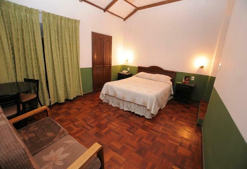 اتاق استاندارد, Hostal Recoleta Sur
