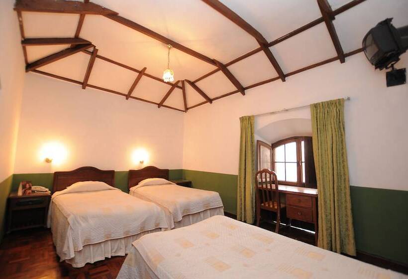 اتاق استاندارد سه نفره, Hostal Recoleta Sur