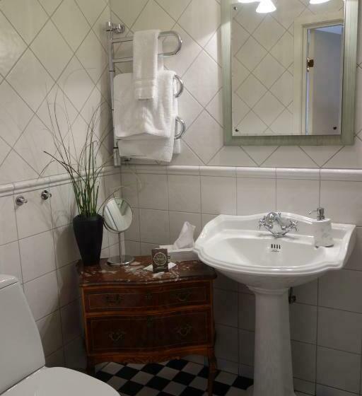 基本间, Kastanjelund