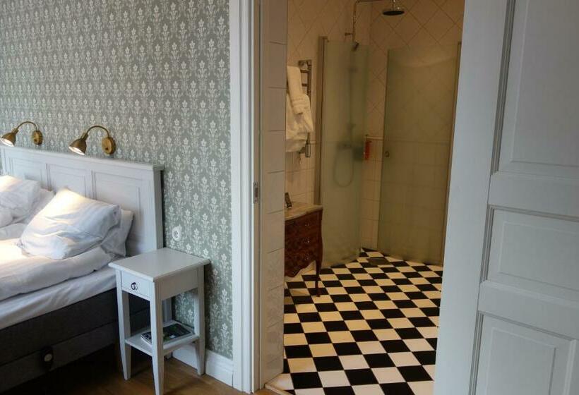 带露台的高档房间, Kastanjelund