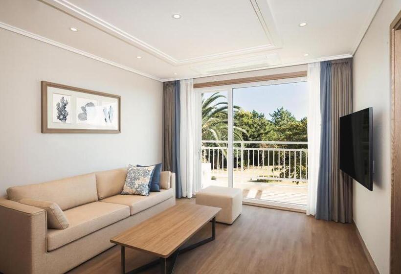 اتاق پرمیوم, Kensington Resort Seogwipo