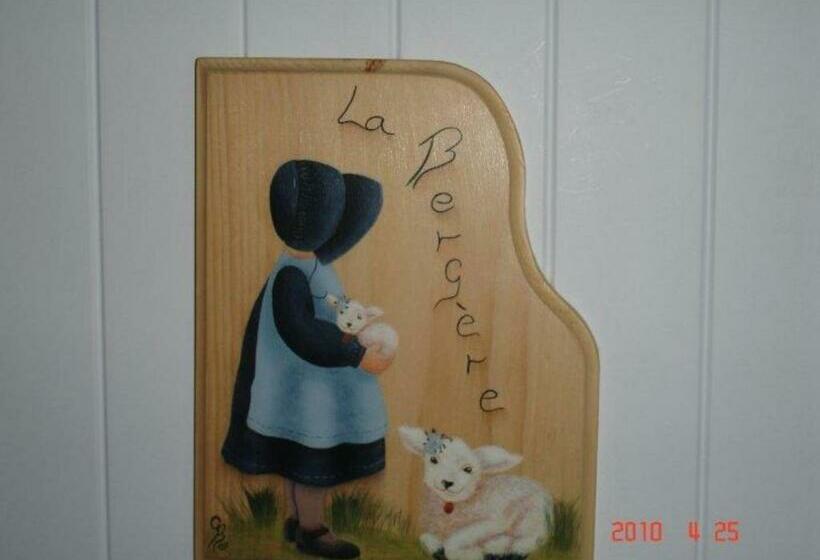 اتاق استاندارد, La Petite Douceur