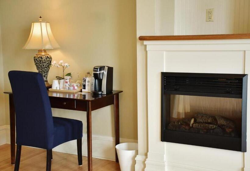 带大床的豪华间, Tait House By Bower Boutique Hotels