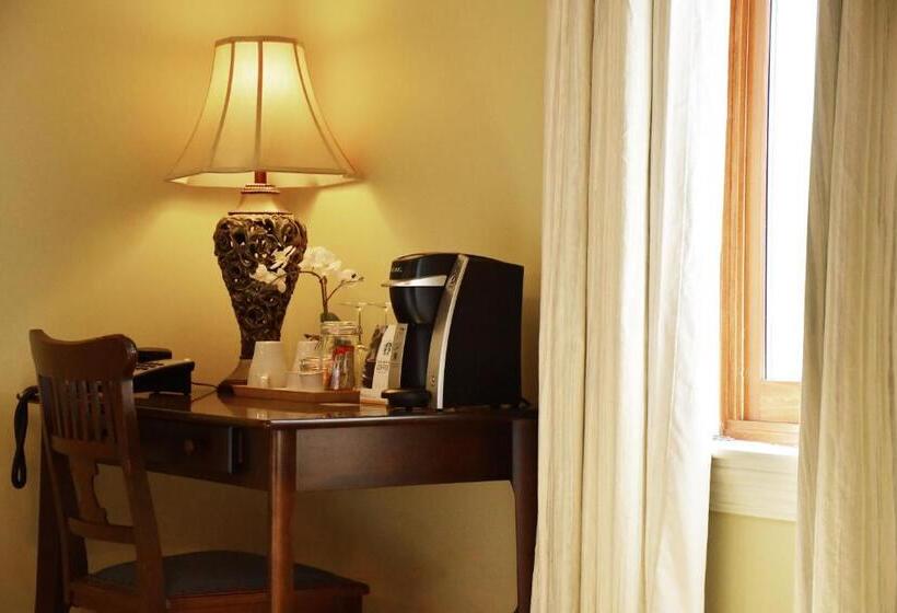 Номер Стандарт, Tait House By Bower Boutique Hotels