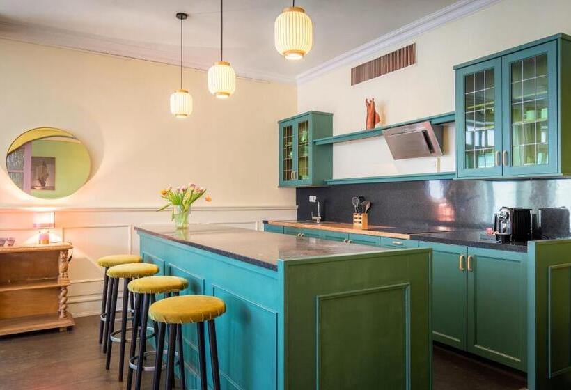 اتاق استاندارد, Nieuw Antiek