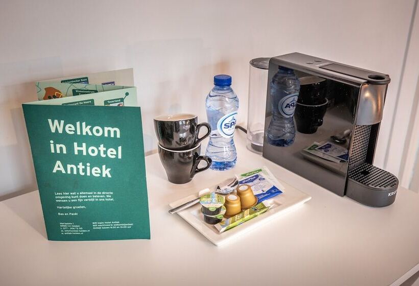 اتاق راحتی, Nieuw Antiek