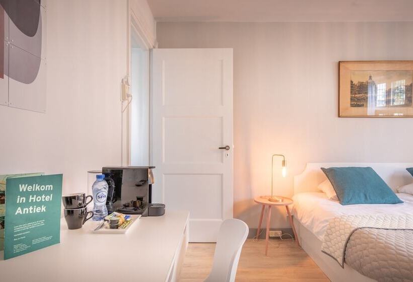 اتاق راحتی, Nieuw Antiek