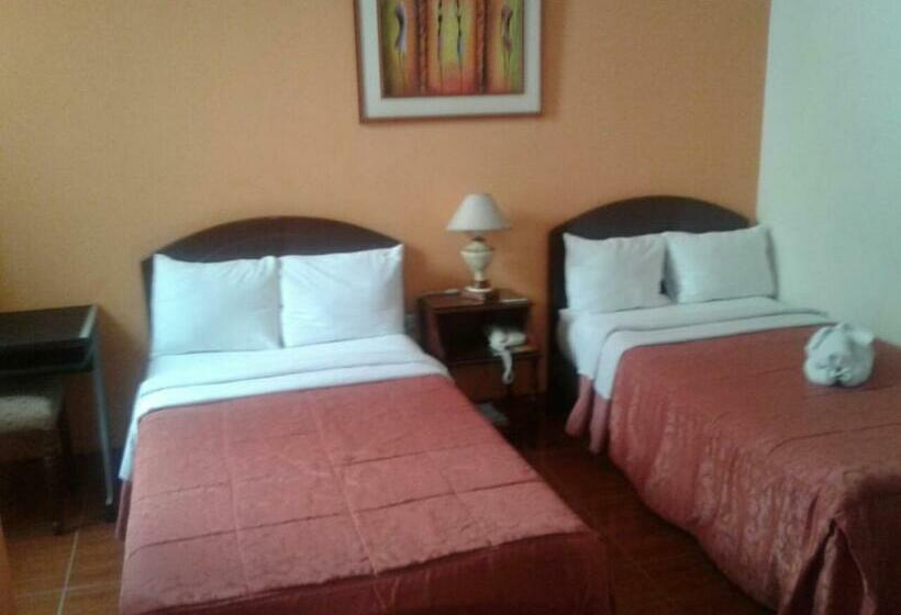 Номер Стандарт, Plaza Trujillo