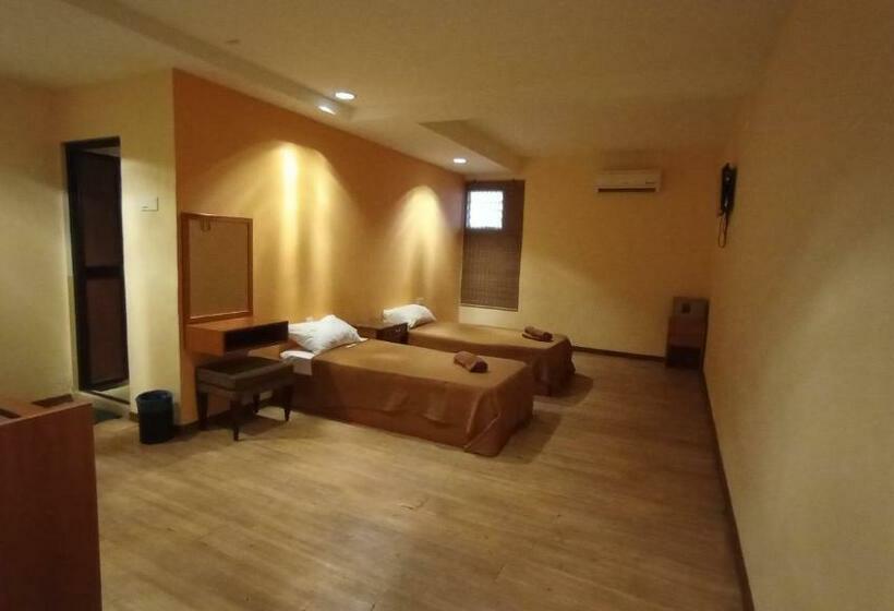 Camera Deluxe, Straits Settlement Inn