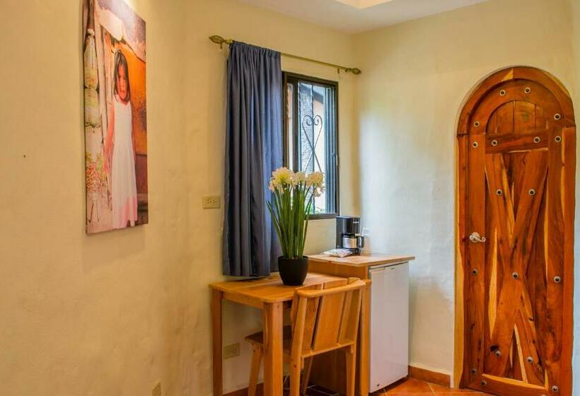 Quarto Triplo Estandar, The Inn At Palo Alto