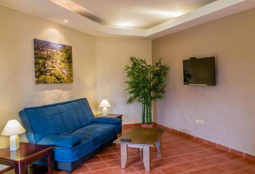 スイート, The Inn At Palo Alto