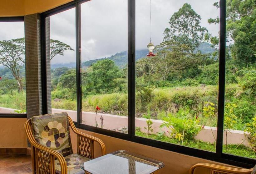 スイート, The Inn At Palo Alto