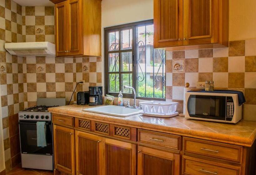 スイート, The Inn At Palo Alto