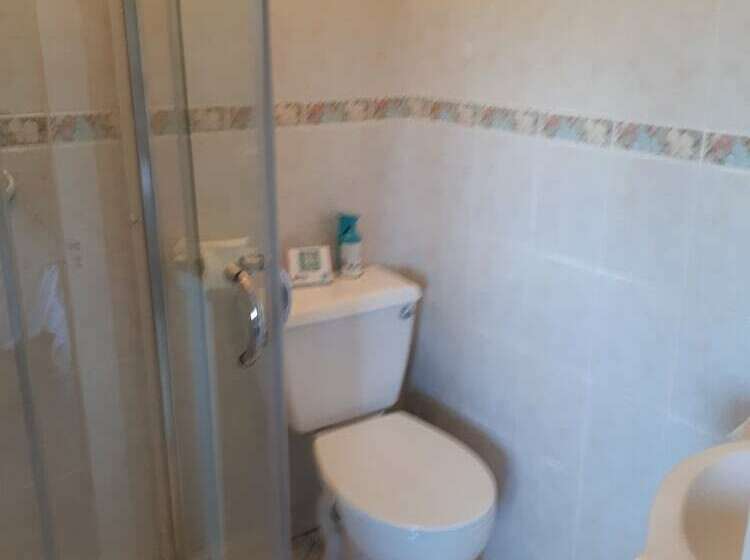 חדר סטנדרט, The Ring Farmhouse