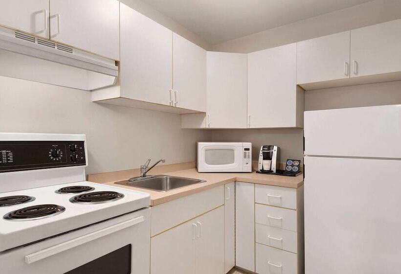 2 Schlafzimmer Suite, Travelodge By Wyndham Mcbride