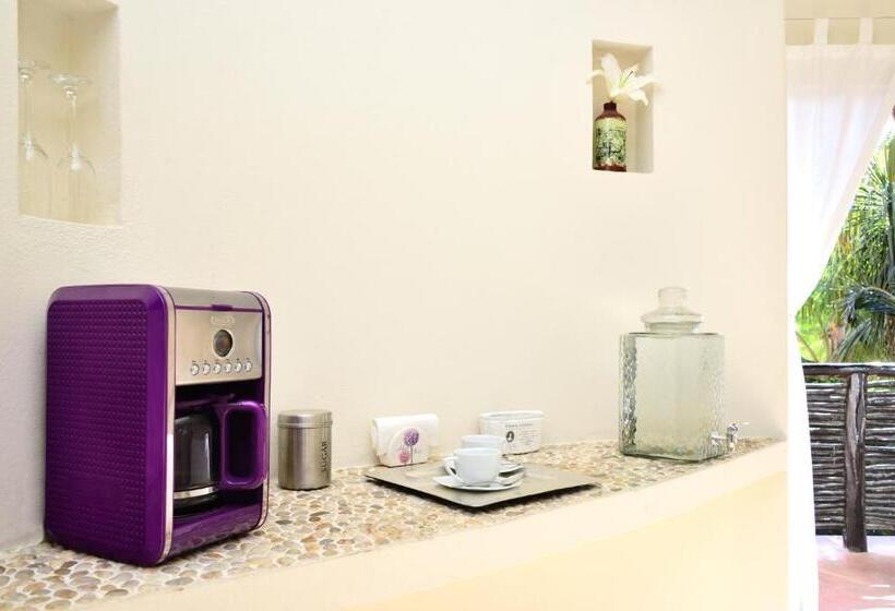 ガーデンビュースイート, Villas Geminis Boutique Condo