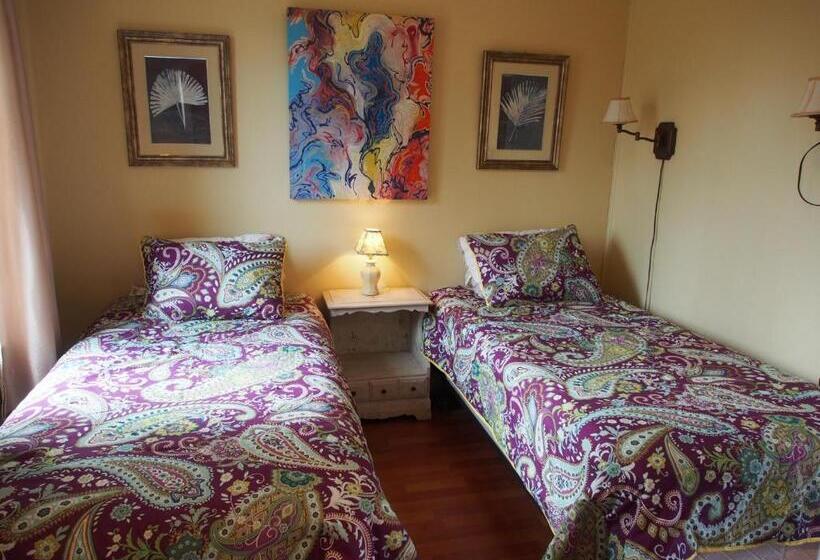 חדר סטנדרט נוף לגינה, Woodside Inn