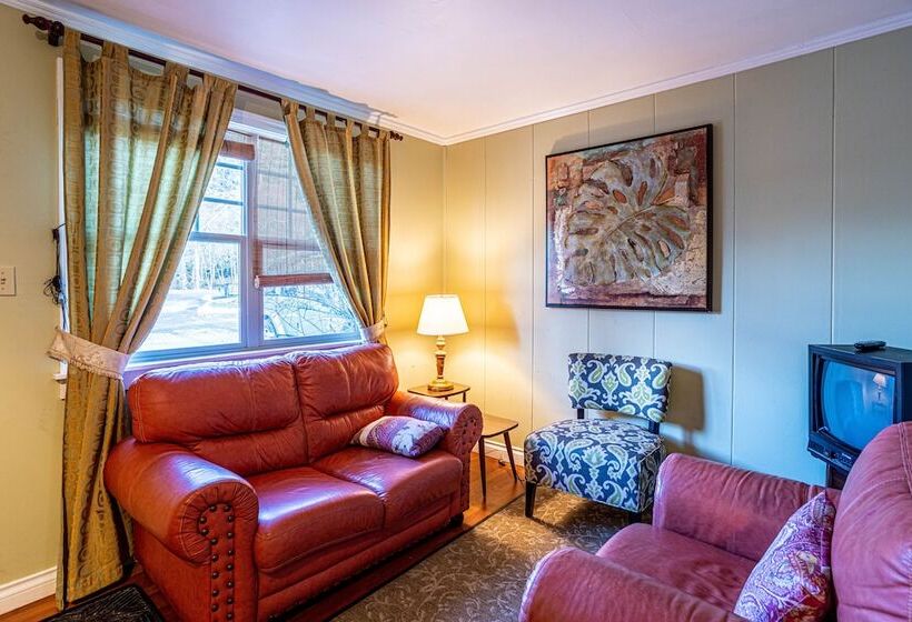 스위트, Woodside Inn