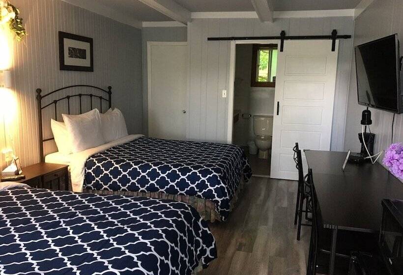 带2个双人床的标准工作室, Motel Chantolac