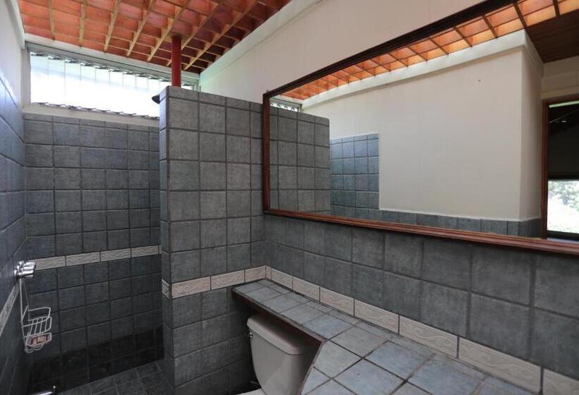 标准房带园景, Tierra Magica B&b And Art Studio