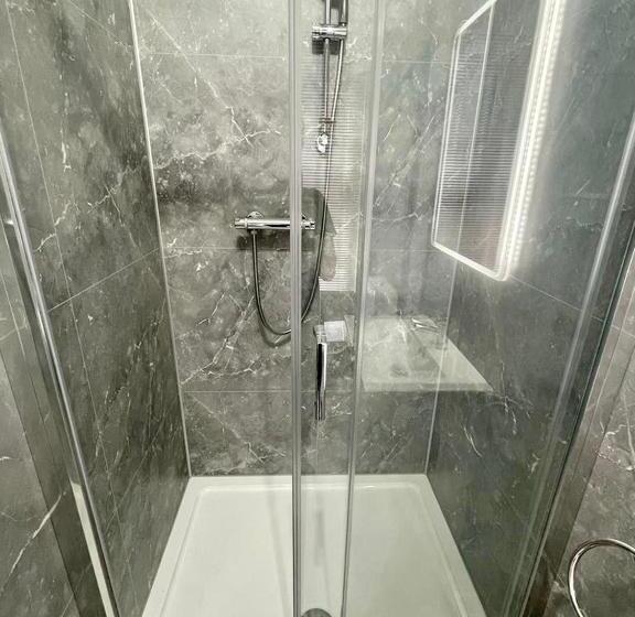 סוויטת 2 חדרי שינה, Bryncelyn Guesthouse