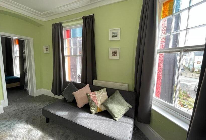 Люкс 2 Спальни, Bryncelyn Guesthouse