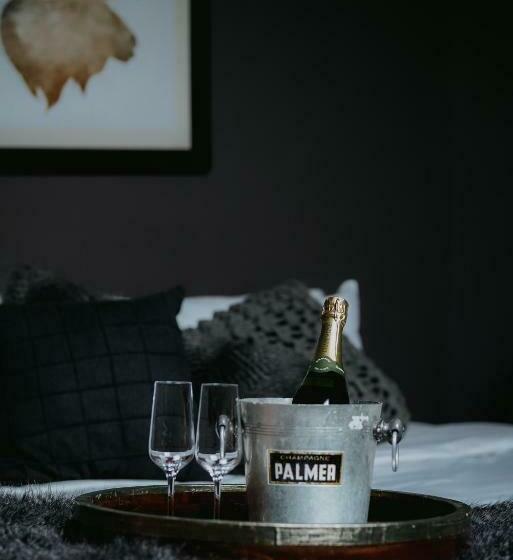 Habitació Àtic, Creekside Villa