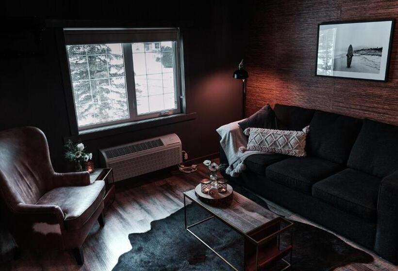 Habitació Àtic, Creekside Villa