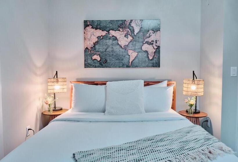 Apartament 3 Dormitoris, Creekside Villa