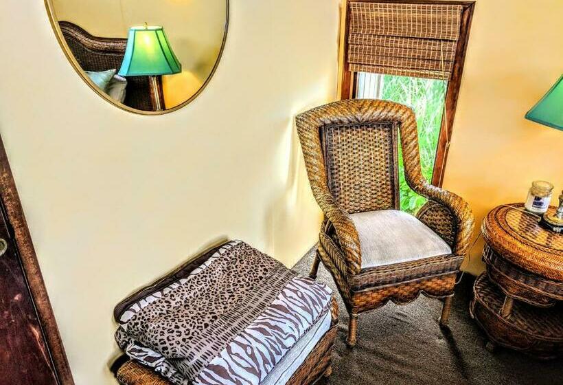 חדר סטנדרט חדר אמבטיה משותף, Hamakua Guesthouse