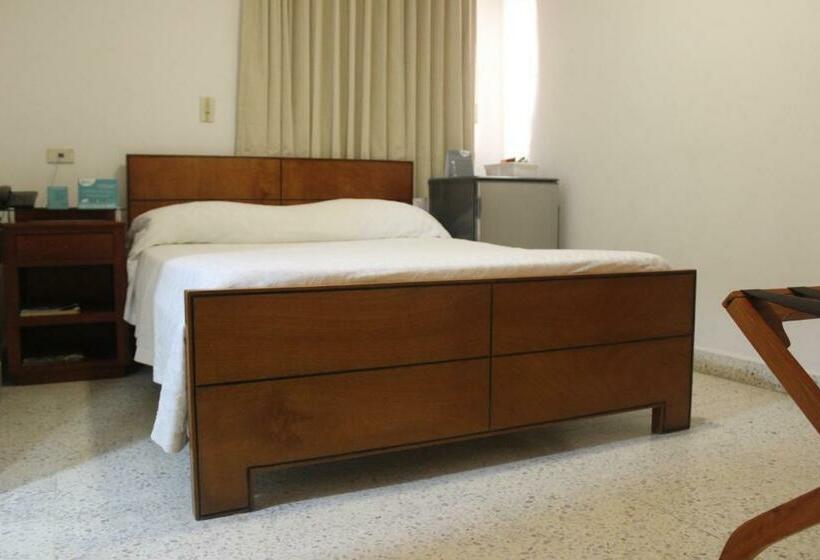 Номер Стандарт, Monterrey