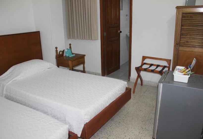 Номер Стандарт, Monterrey