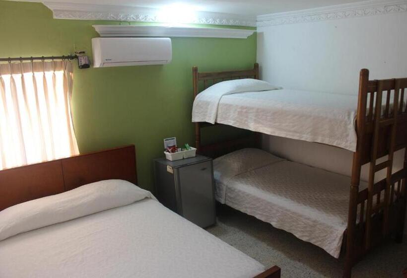 Семейный Номер, Monterrey