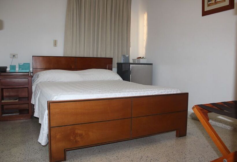 Номер Стандарт, Monterrey