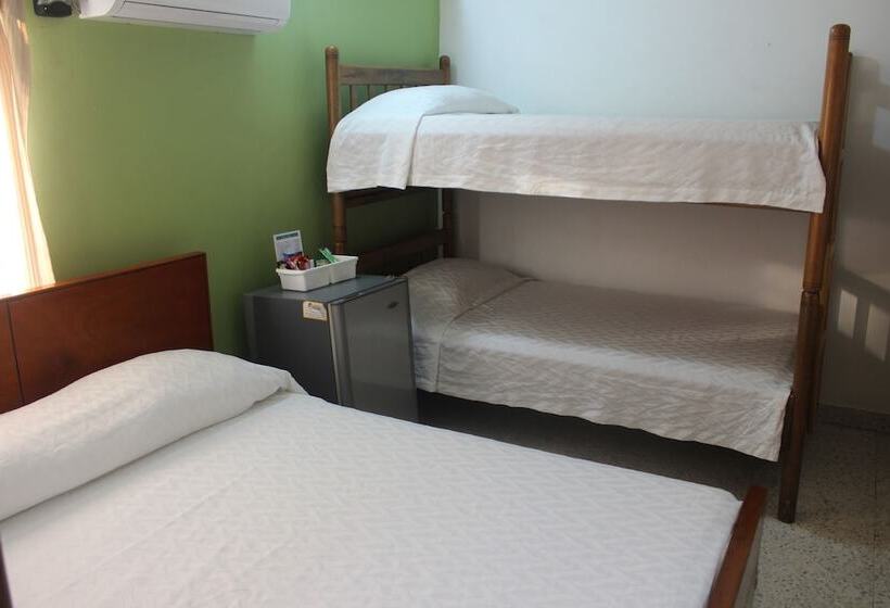 Семейный Номер, Monterrey