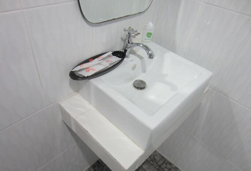 חדר דלוקס, Nap Inn