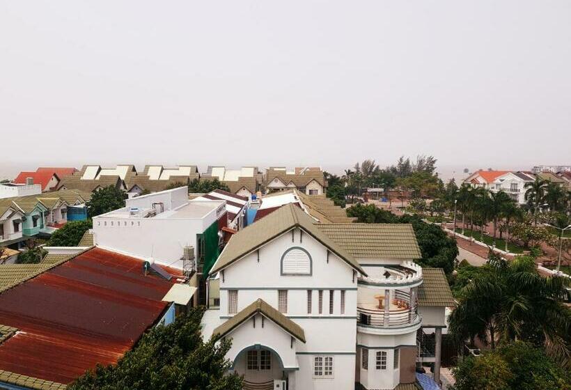 اتاق سوپریور, Palace