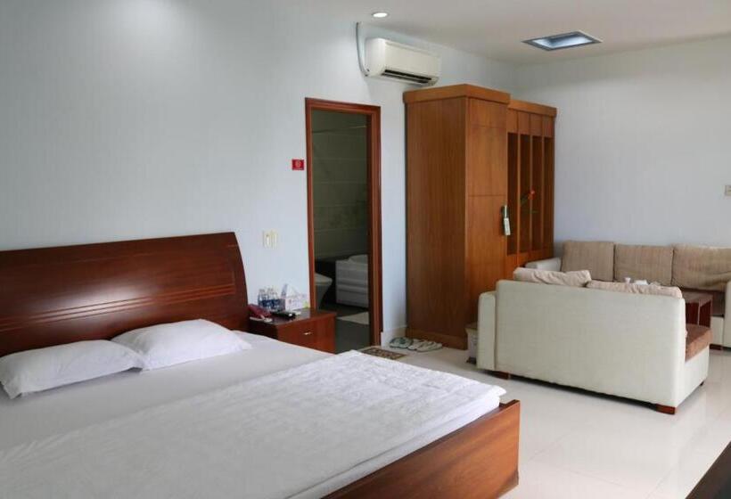 اتاق سوپریور, Palace