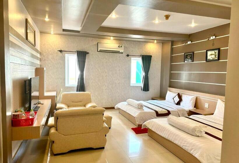 اتاق استاندارد چهار تخته, Phuc Hung