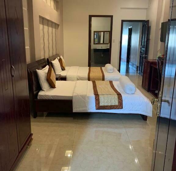 اتاق استاندارد سه نفره, Phuc Hung