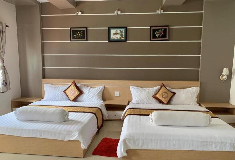 اتاق استاندارد چهار تخته, Phuc Hung