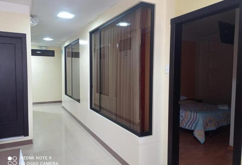 غرفة ديلوكس, Ritzor