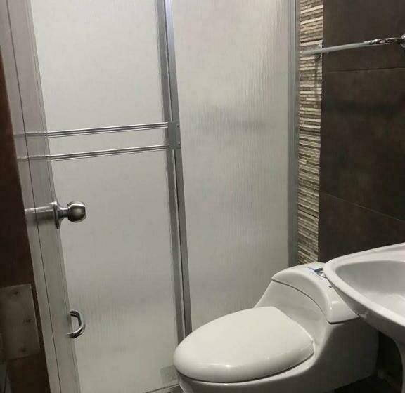 اتاق خانوادگی, Santa Maria