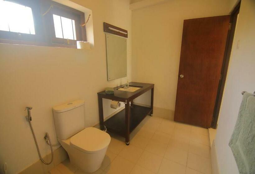 Chambre Standard, Jj's Hostel Mirissa