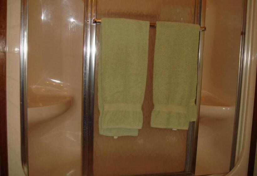 جناح سوبيريور, Motor Court Motel