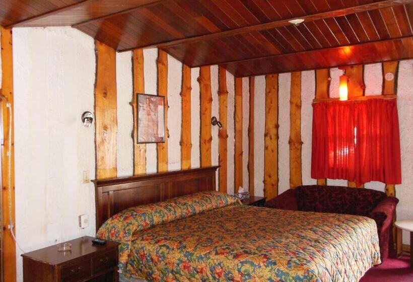 جناح سوبيريور, Motor Court Motel