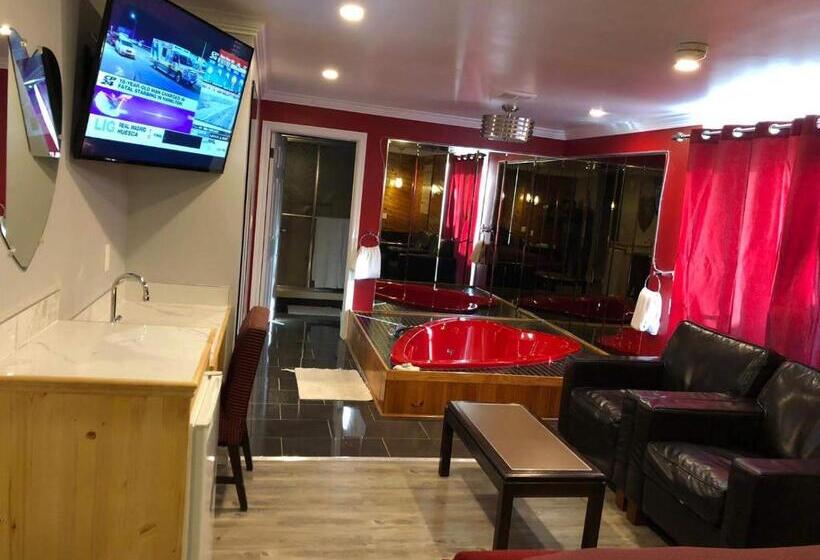 جناح سوبيريور, Motor Court Motel