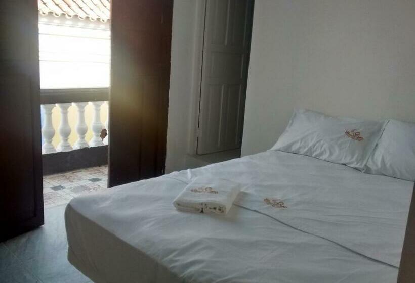 バルコニー付きスタンダードルーム, Hostal 1811